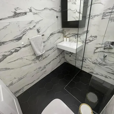 Apartament-demian 公寓