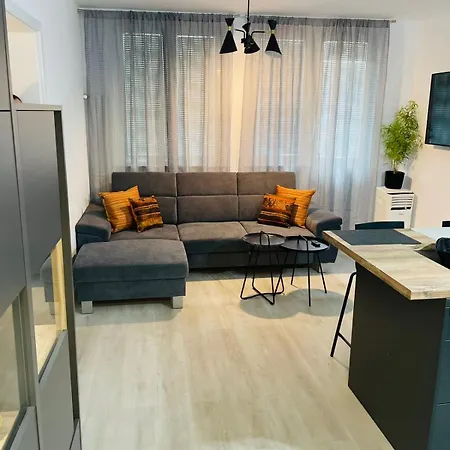 Apartament-demian *
